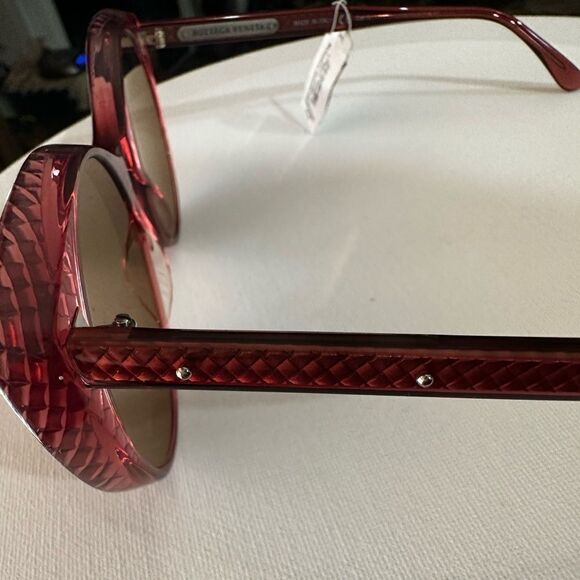 BOTTEGA VENETA'S Designer round cat-eye chunky retro Italian sunglasses UV NWT - Picture 14 of 17